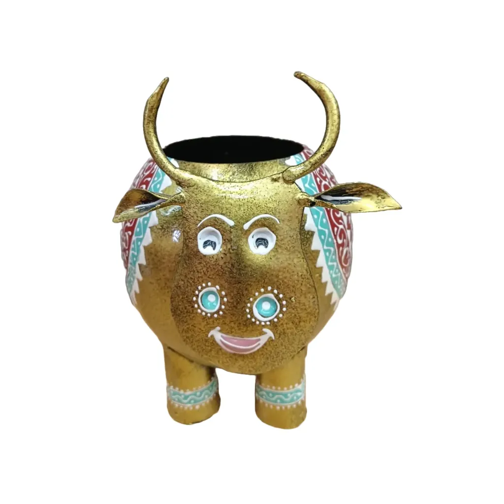 cow-planter-empty.webp